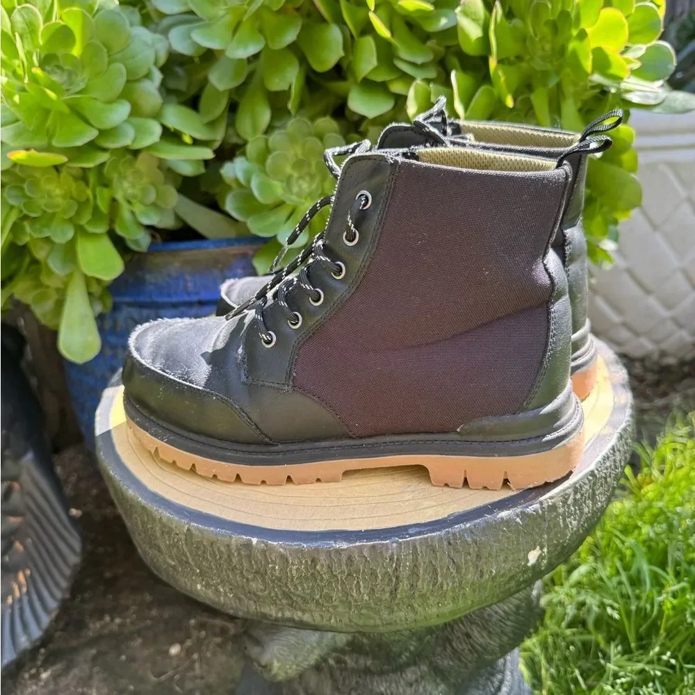 wonder nation Black and Tan Kids Lace-Up Boots